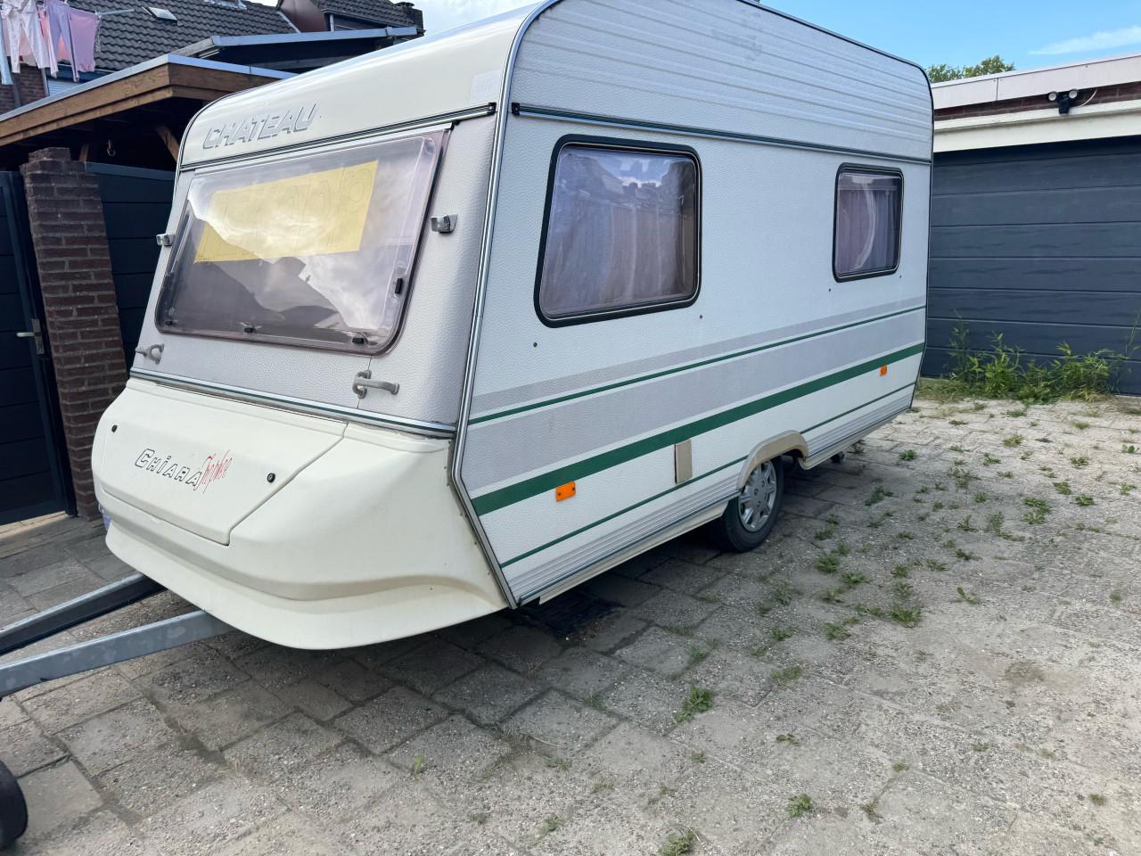 Chateau chiara 400 met Unico voortent