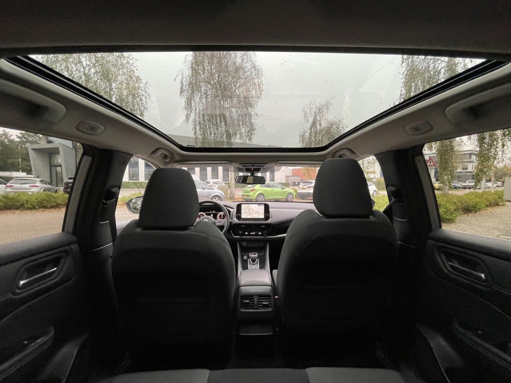 Nissan Qashqai 1.3 mhev xtronic premiere edition | panoramadak | head-up di