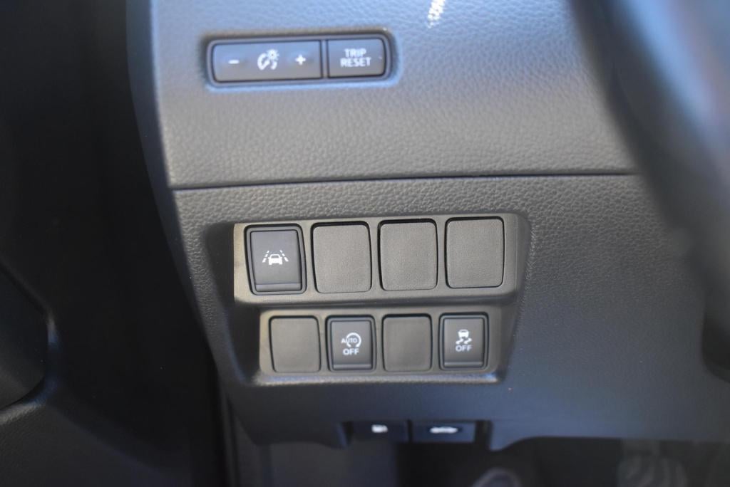 Nissan Qashqai 1.2 tekna | climate control | cruise control | trekhaak | st