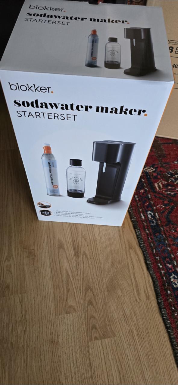 Nieuwe Sodawater maker met 2 cilinders