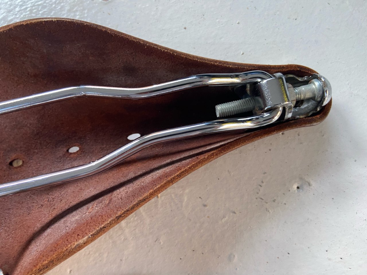 Zadel Brooks b17 promax zadelpen Brookszadelsleutel