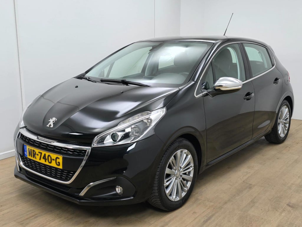 Peugeot 208 occasion 1.2 puretech allure met carplay en cruisecontrol | twe