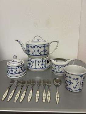 Blau-Saks Jäger servies. Porselein...heel veel...