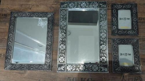 2 Xenos spiegels & Xenos lijsten