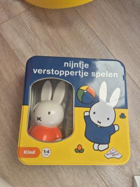 Nijntje verstoppertje spelen