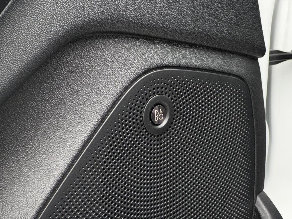 Ford Fiesta 1.0 ecoboost st-line nl-auto, panoramadak + véél opties!