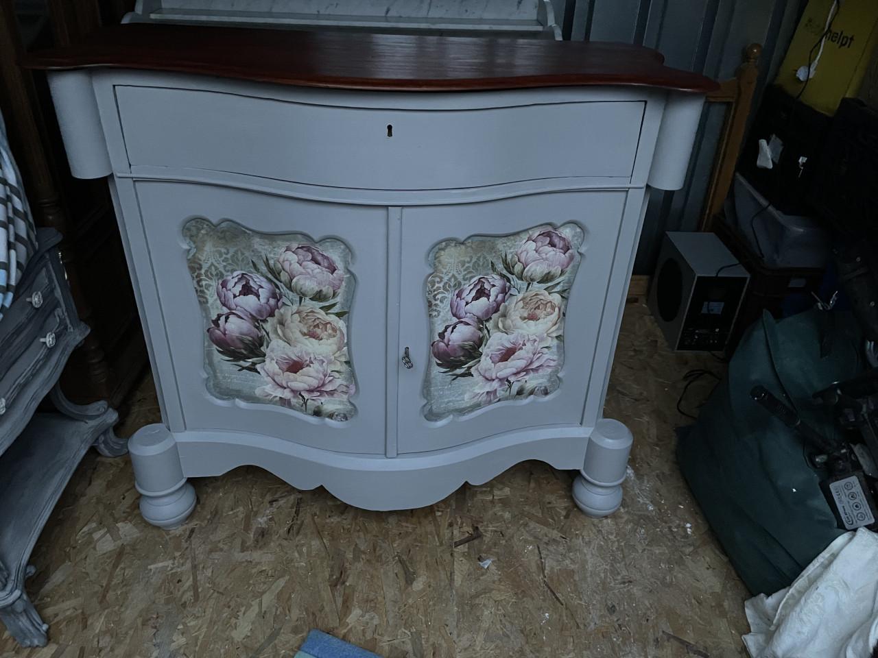 Vintage Biedemeier kastje