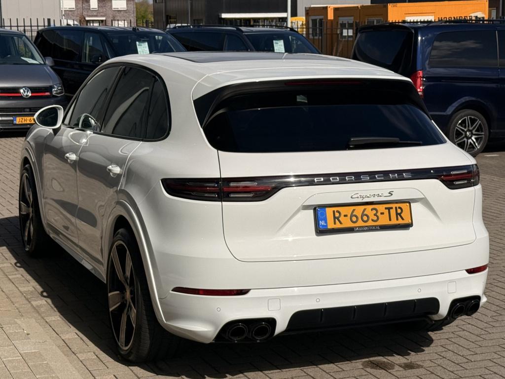 Porsche Cayenne 3.0 | sportdesign | pano | sportchrono | luchtvering | acc 