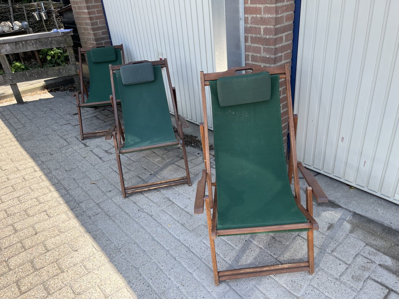 3 inklapbare strandstoelen met teakhouten frame