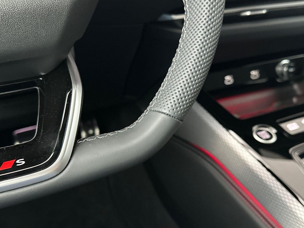 Audi A5 avant s edition 2.0 tfsi e 220 kw / 299 pk avant 7 versn