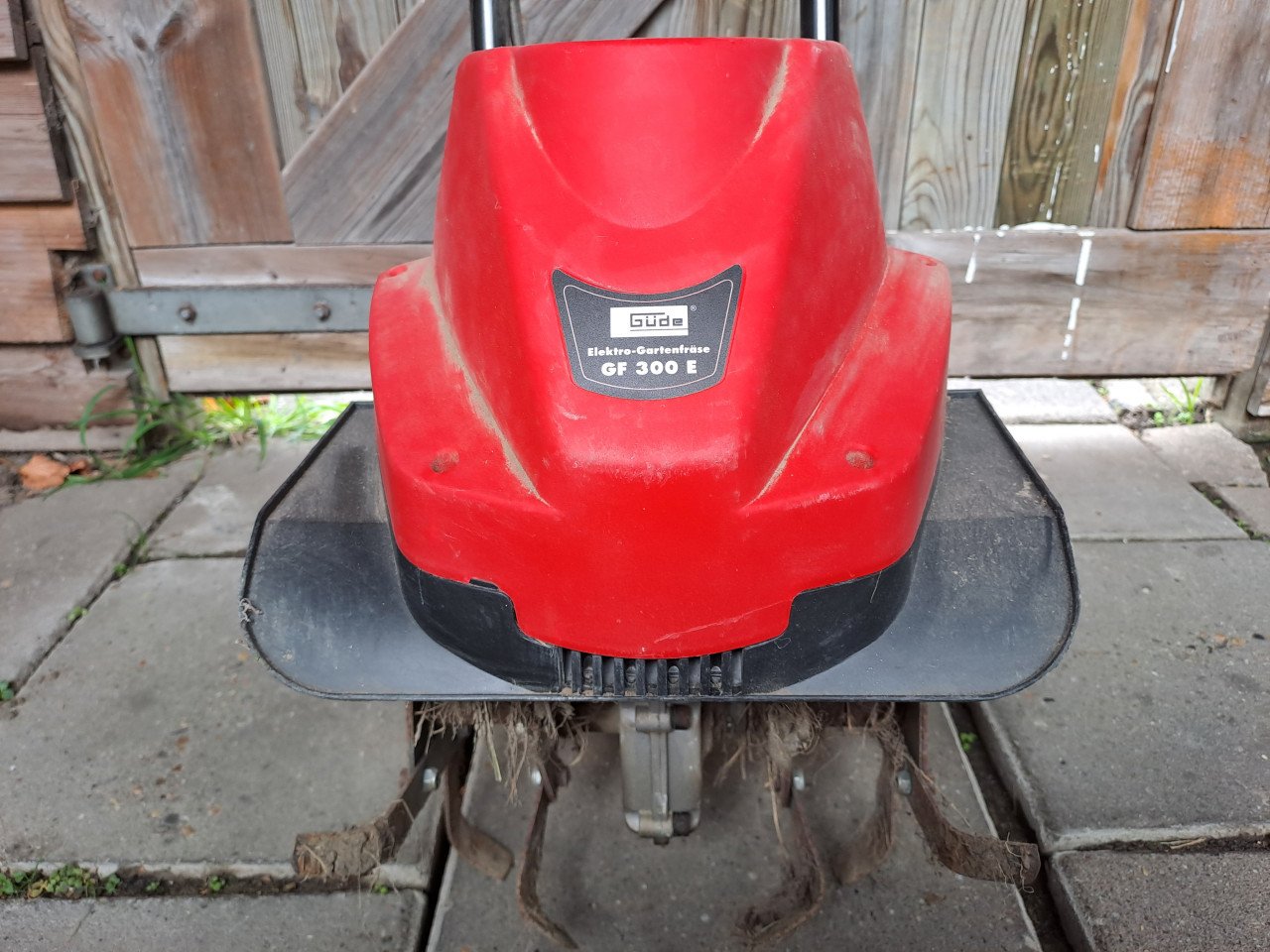 Te koop electrische tuinfrees