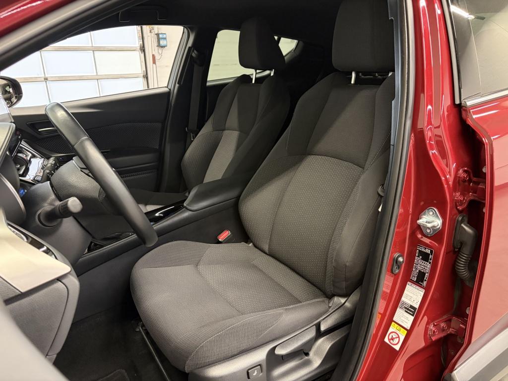 Toyota C-hr 1.8 hybrid style