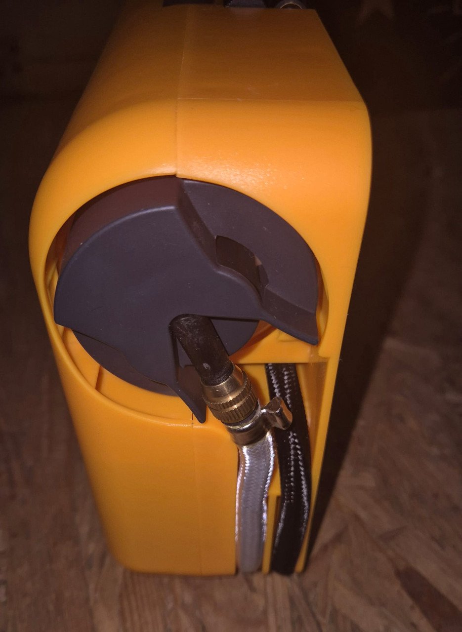 Auto compressor 12 volt NIEUW - Bieden