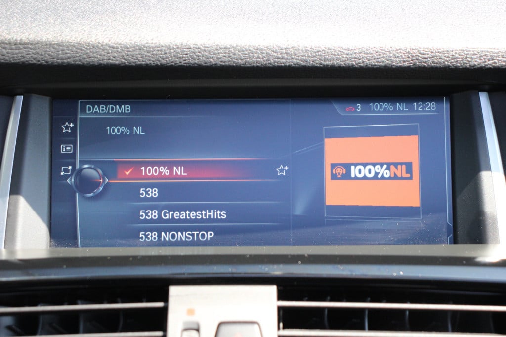 BMW X3 sdrive20i centennial high executive | m pakket | pano | leder | head