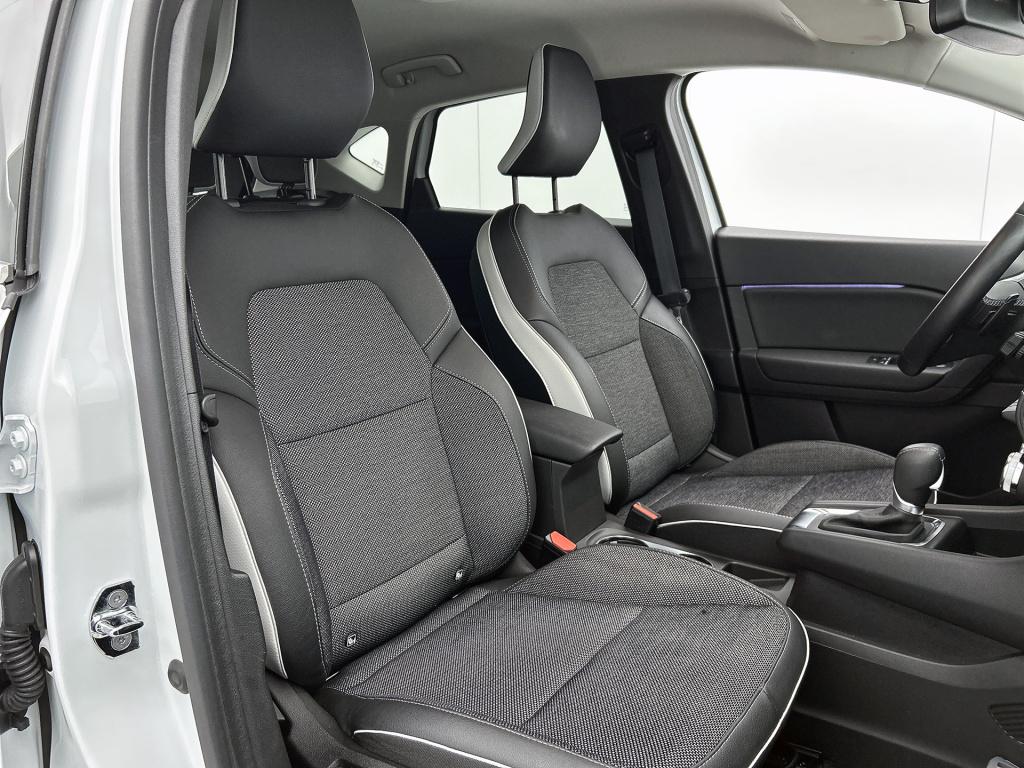 Renault Captur 1.3 tce 140 intens | trekhaak |