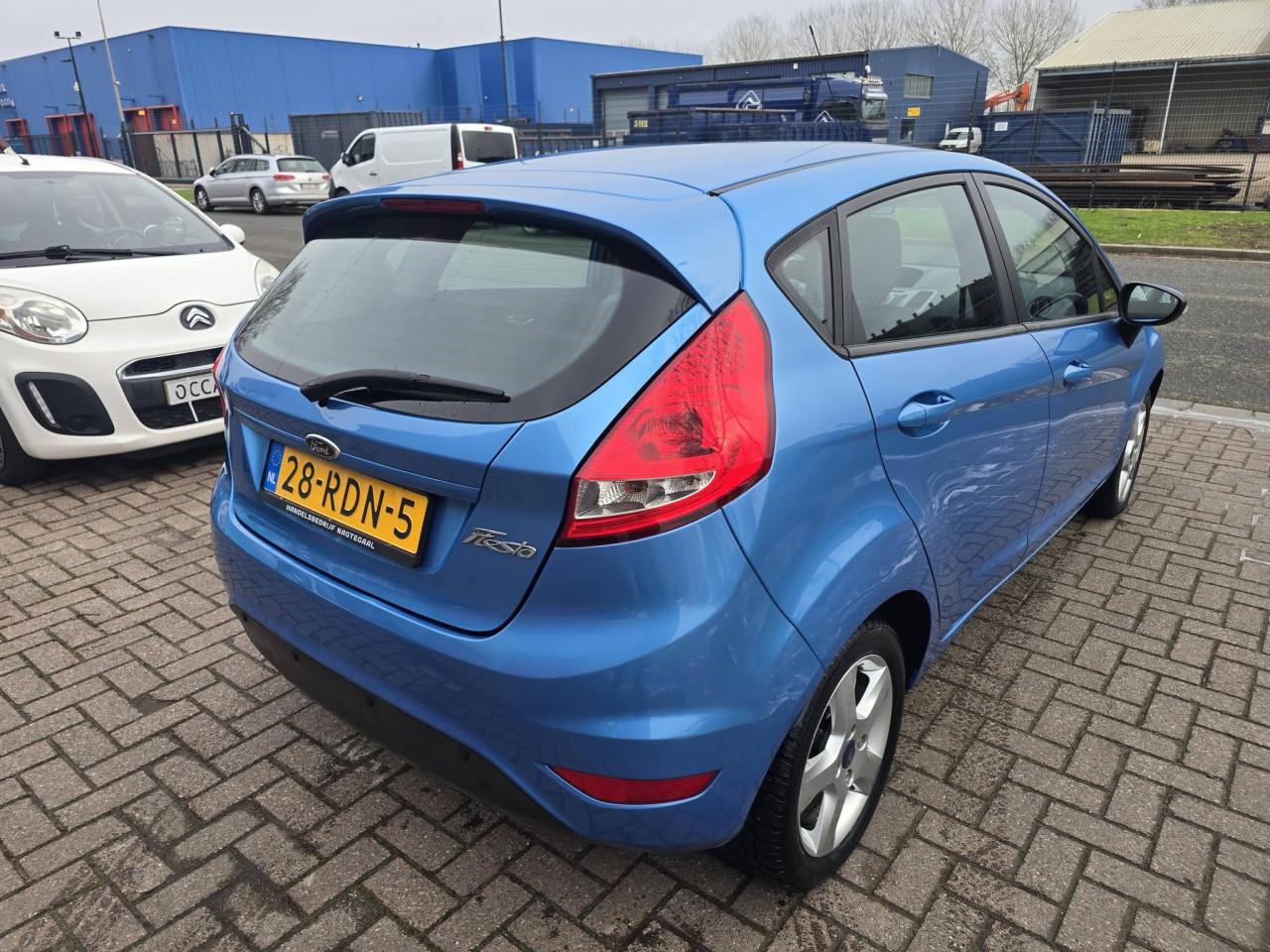 Ford Fiesta 1.25 Limited  bj2011  lage km  €3950