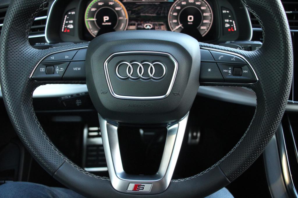 Audi Q8 55 tfsi e quattro pro line s | b&o | orig. nl | np: 109.115