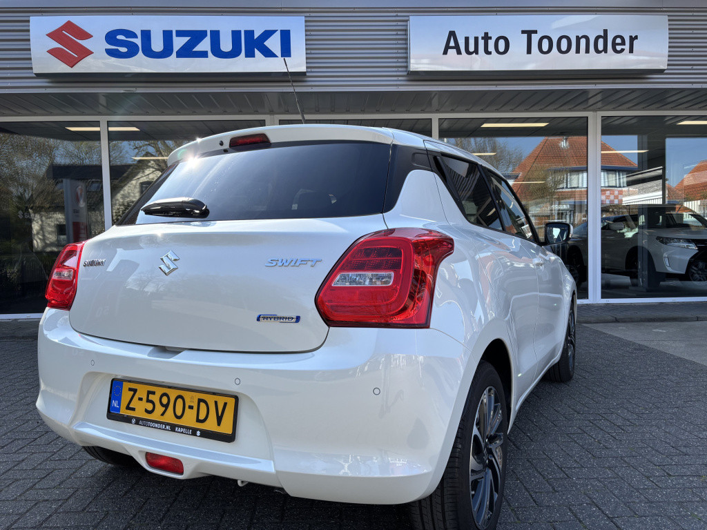 Suzuki Swift 1.2 style smart hybrid