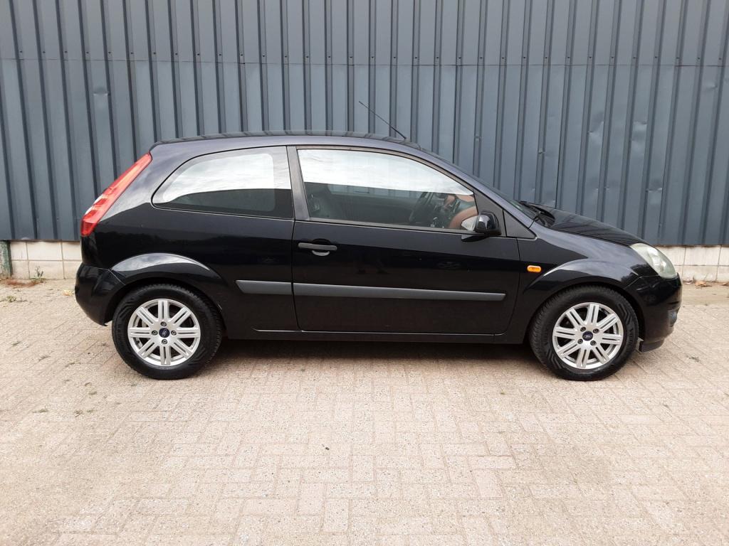 Ford Fiesta 1.3-8v futura