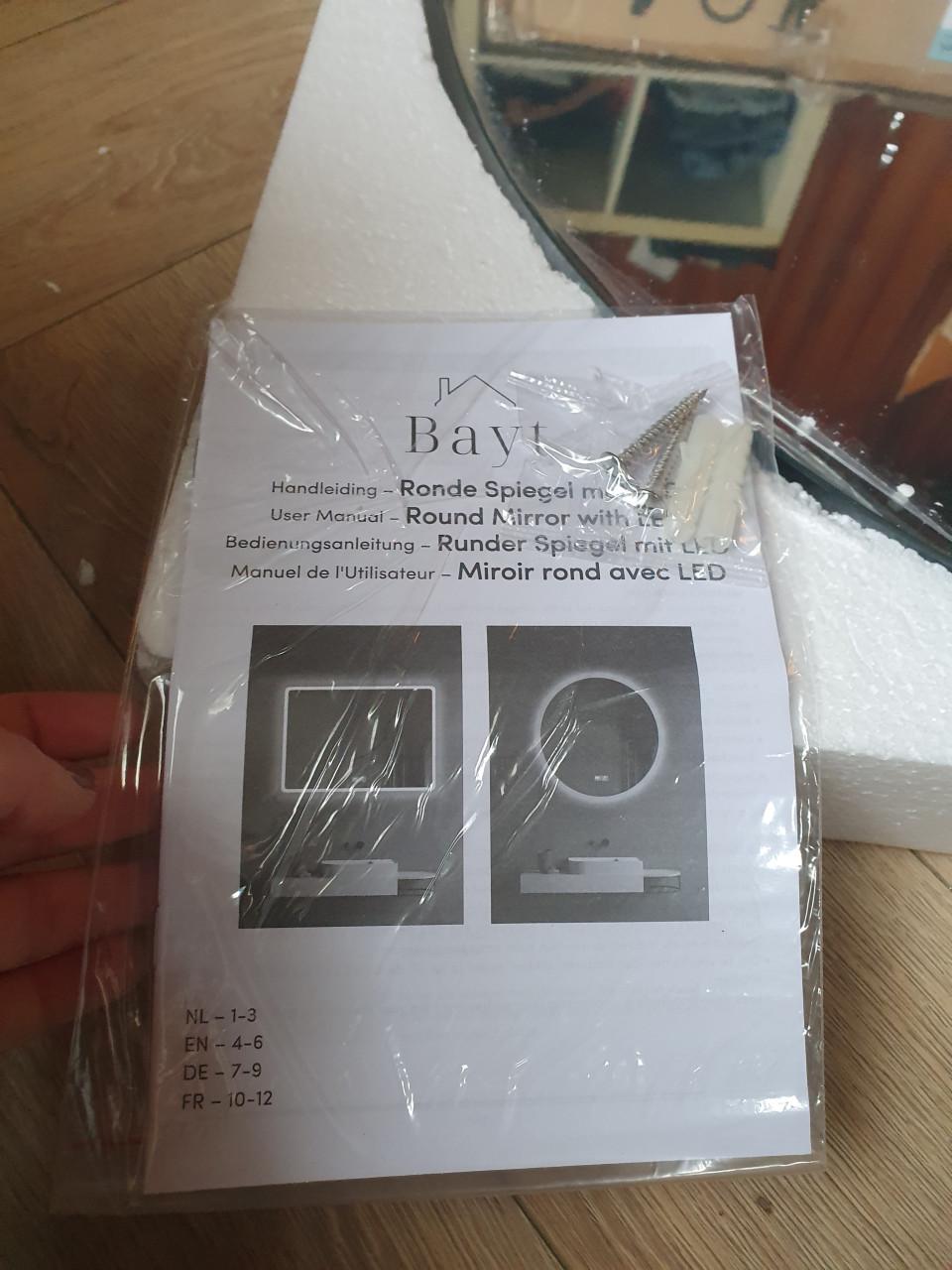 Badkamerspiegel rond 60 met verlichting + verwarming | nieuw