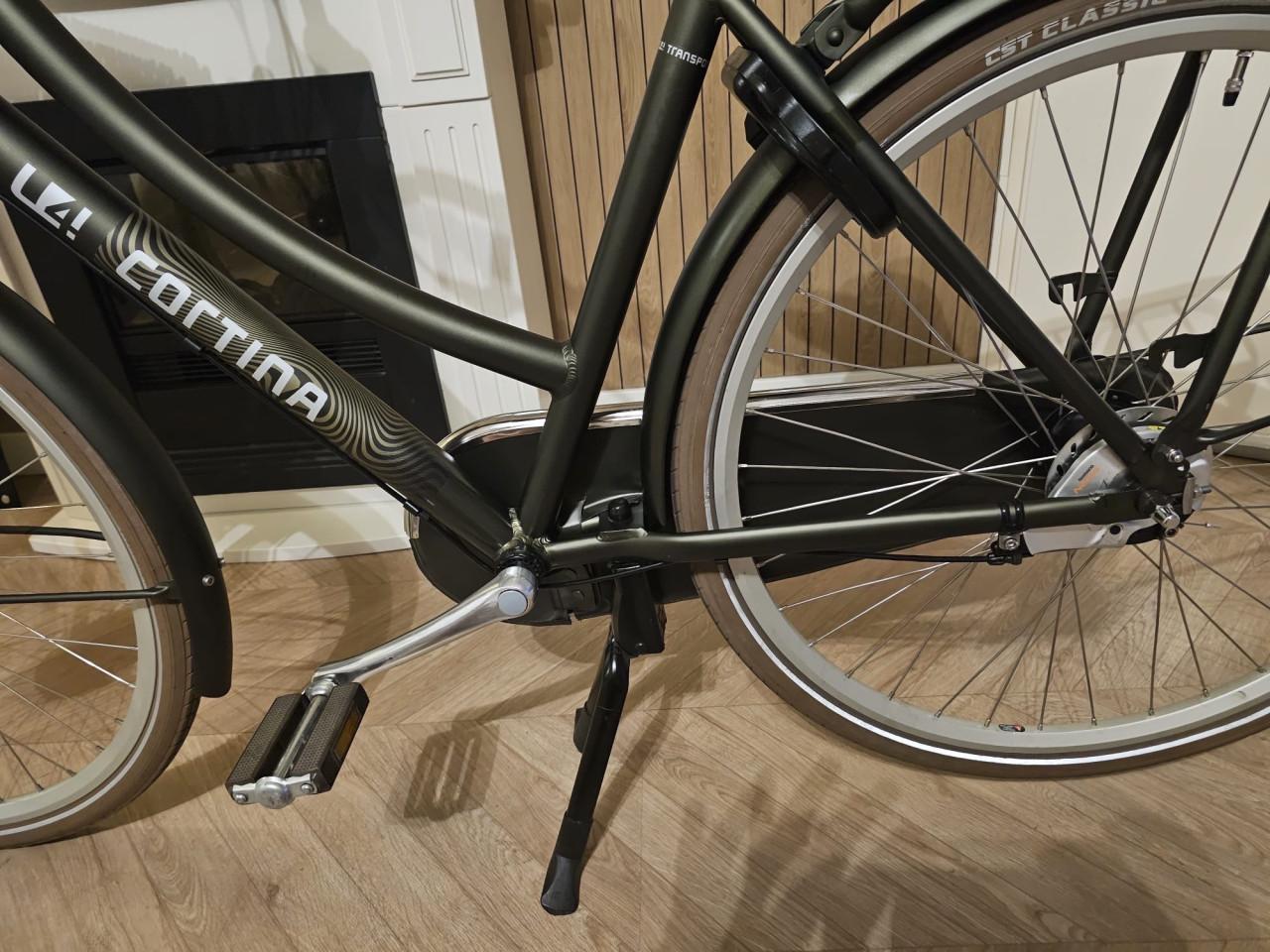 Super mooie CORTINA U4 dames fiets