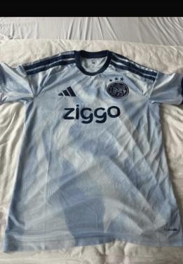 Ajax 3e shirt