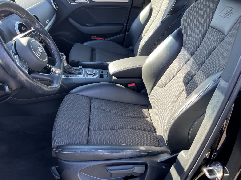 Audi A3 limousine 1.5 tfsi cod sport s line edition nl auto