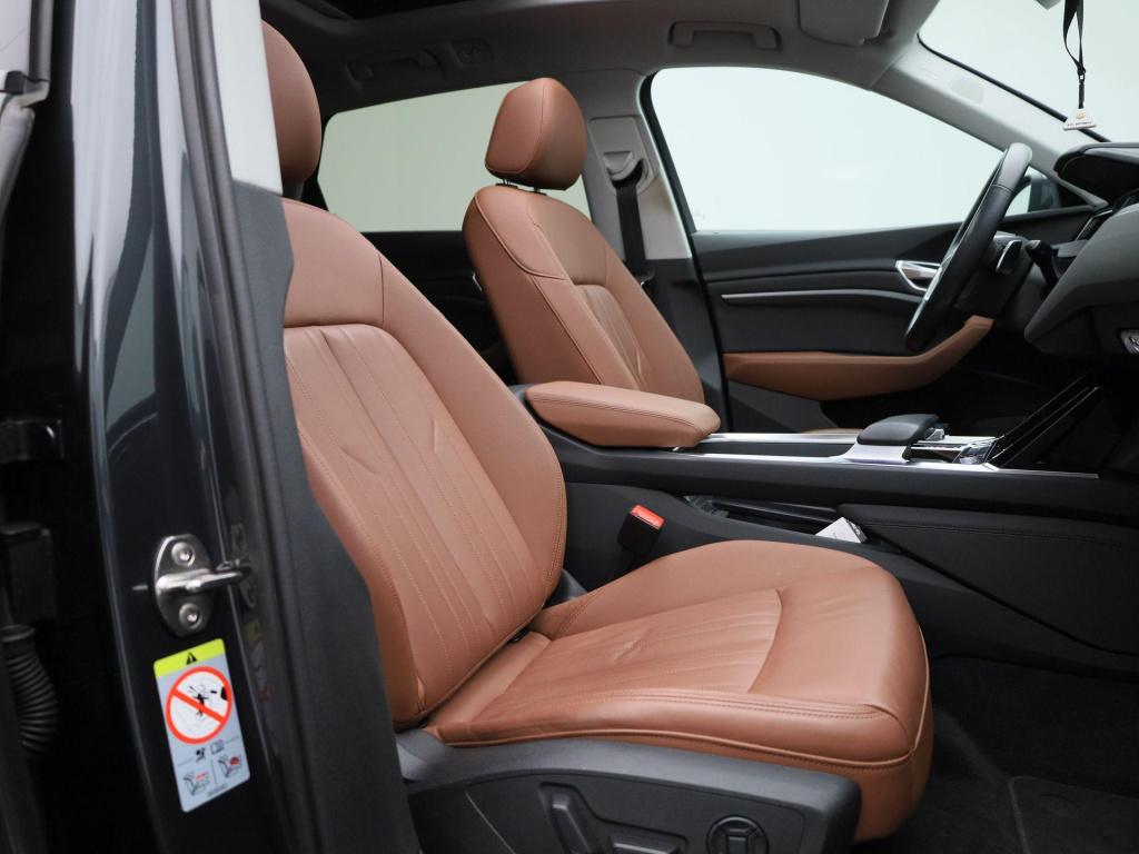 Audi E-tron 55 quattro business edition plus 95 kwh | automaat | leder | ap
