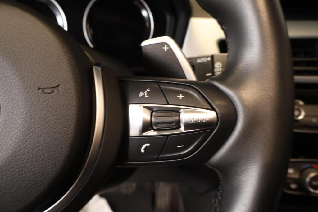 BMW X1 sdrive20i executive m sport edition nl auto, panorama, trekhaak, hea