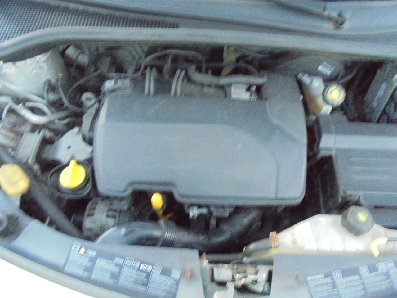 Clio bouwjaar 2010 met de zuinige 1.2 motor in nette staat diverse Extra's