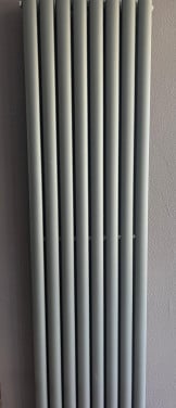 Design radiator, antraciet gepoederd