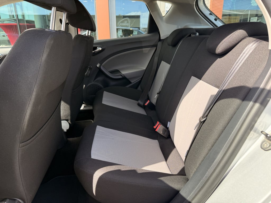 Seat Ibiza 1.2 tsi style | cruise | airco | 15 inch velgen |
