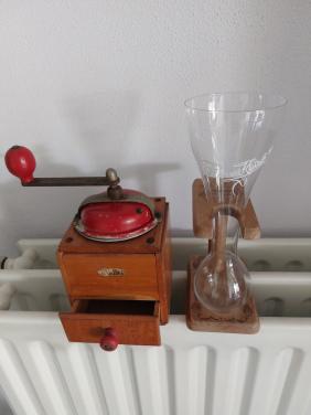 Pe De koffiemolen + Glas.