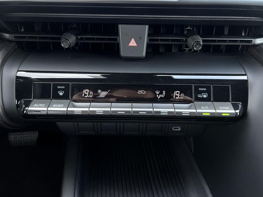 Toyota C-hr 1.8 hybrid 140 dyn