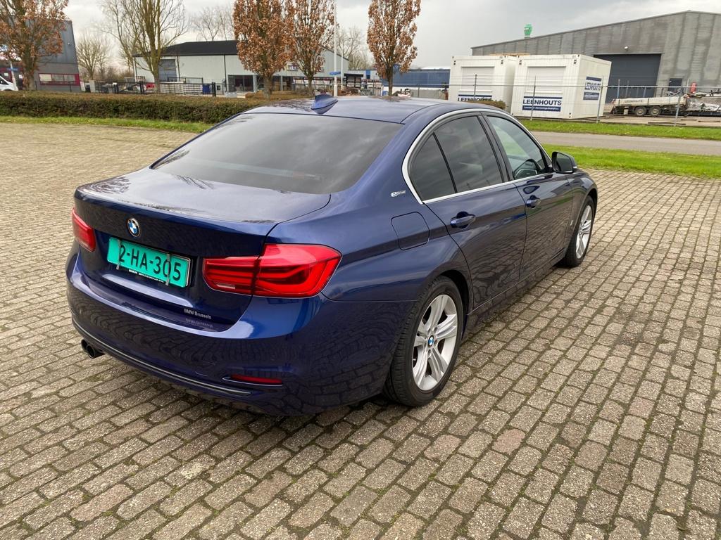 BMW 3-serie 330e