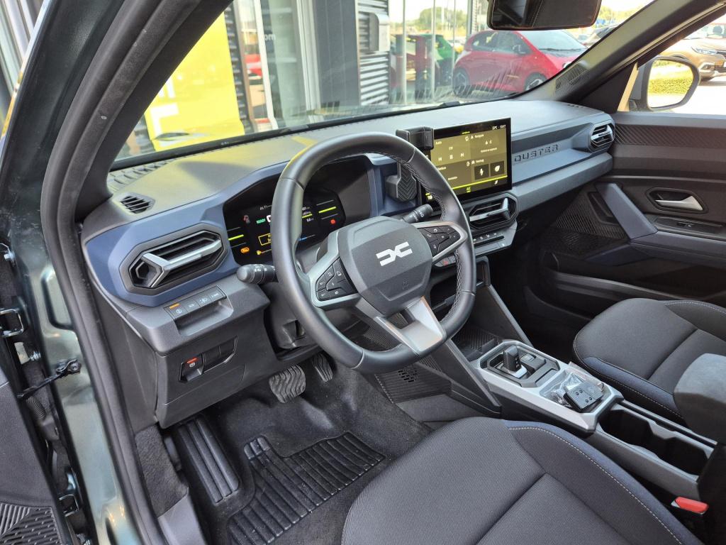 Dacia Duster 1.6 hybrid 140 journey camera, climate control, apple/android 