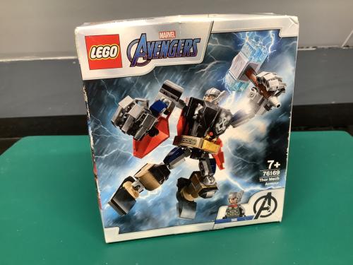 LEGO AVENGERS NR. 76169 nieuw in ongeopende doos.