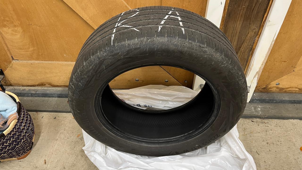 4 stuks autoband Continental Ecocontact6 in de maat 225/55 R17.