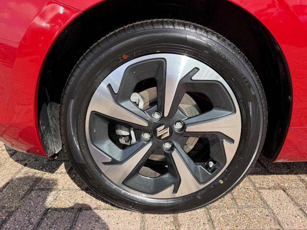 Suzuki Swift 1.2 comfort plus smart hybrid