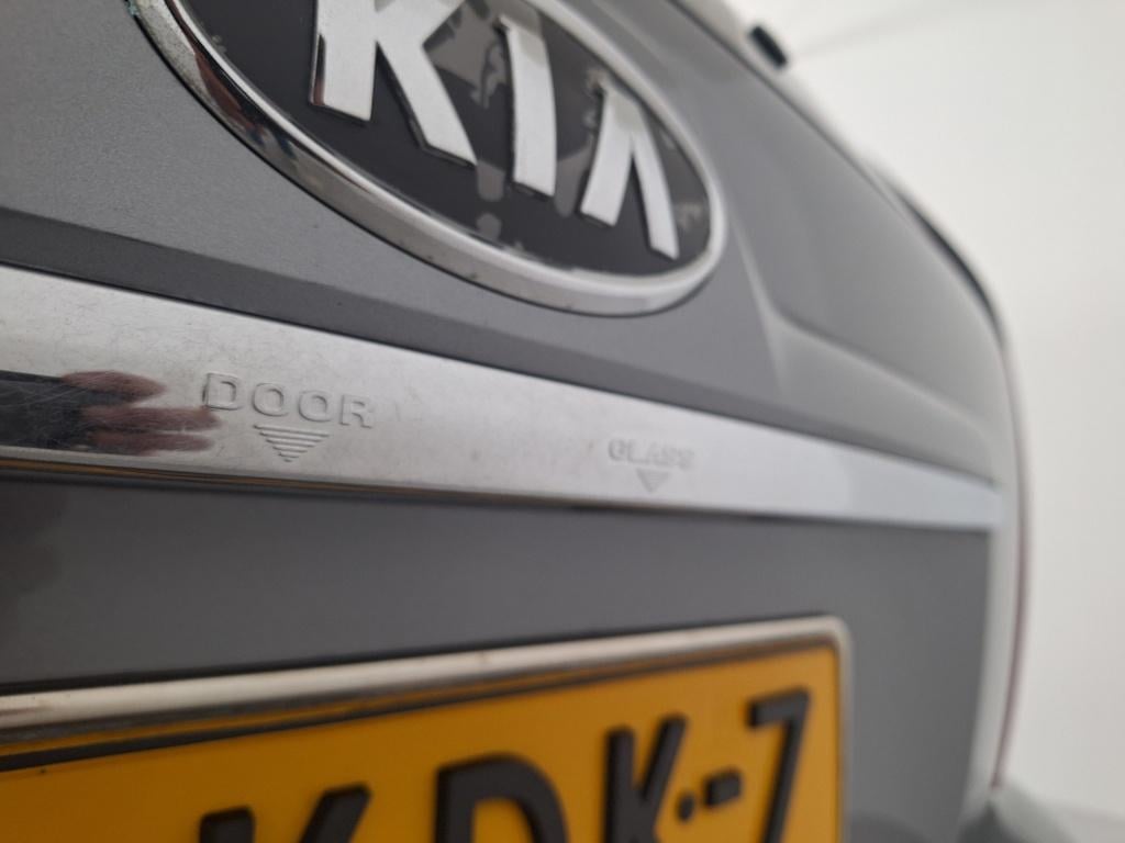 Kia Sportage 2.0 cvvt x-tra | trekhaak | stoelverwarming |