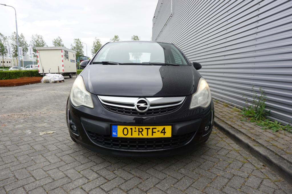 Opel Corsa 1.3 cdti ecoflex s/s cosmo airco / cruise / elektr. ramen / lm v