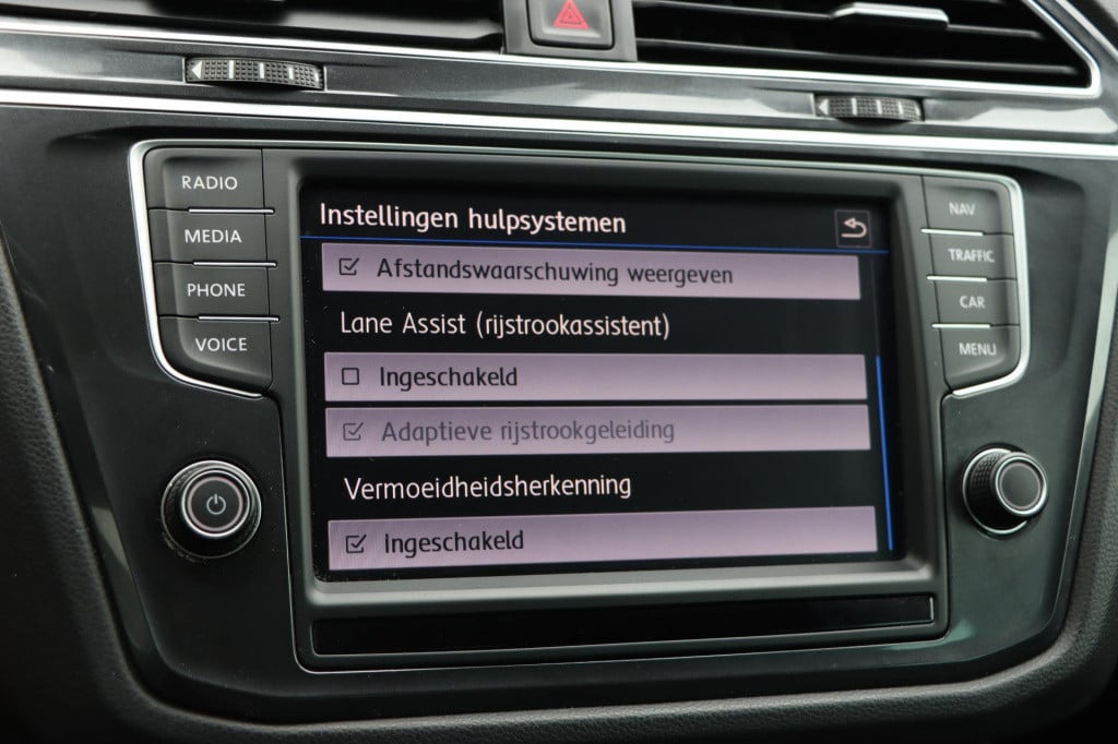 Volkswagen Tiguan 1.4 tsi connected series