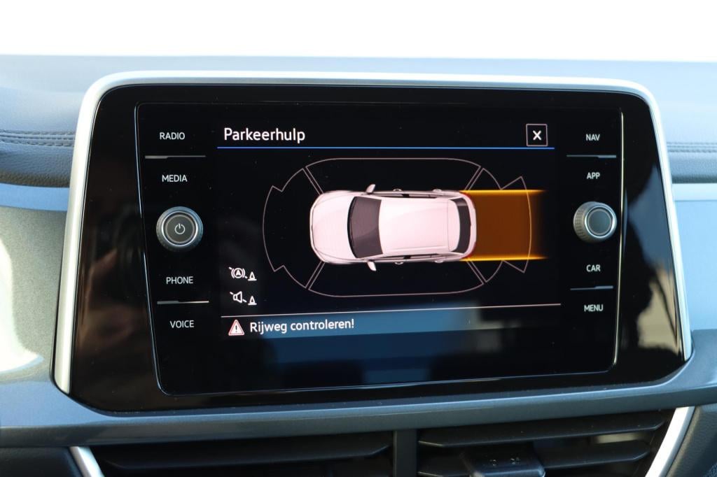 Volkswagen T-roc 1.5 tsi style 150pk dsg7