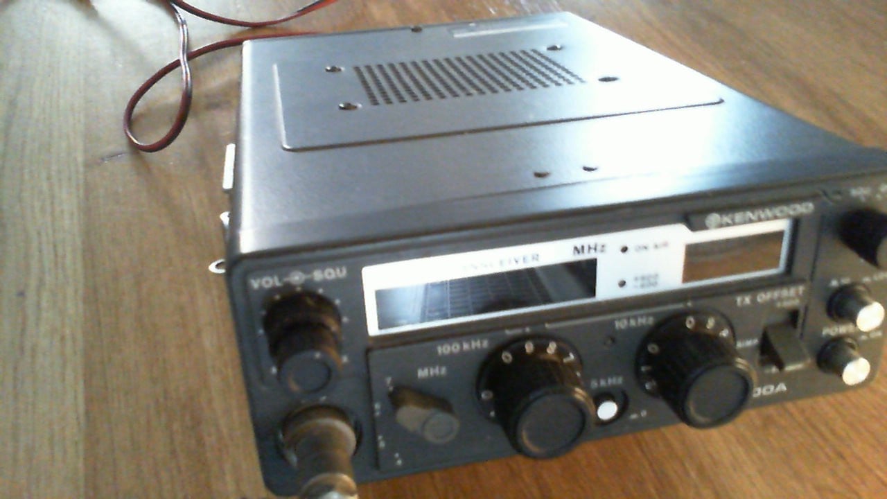 2 meter FM Transceiver TR-7400A