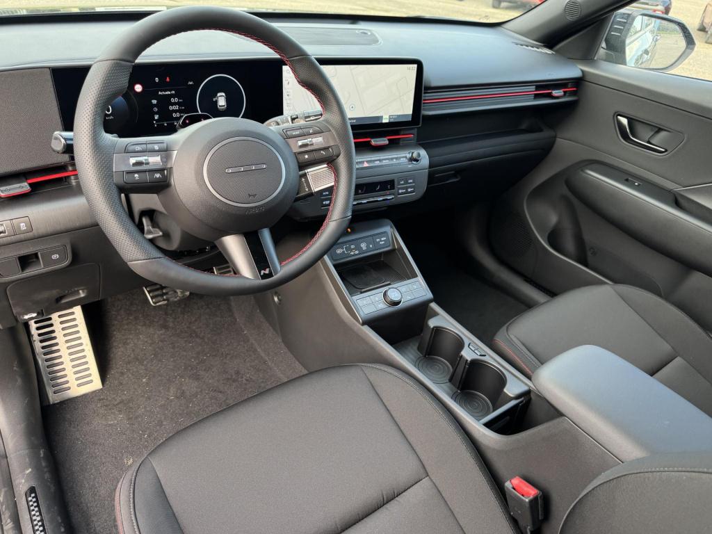 Hyundai Kona electric n line business 64.8 kwh