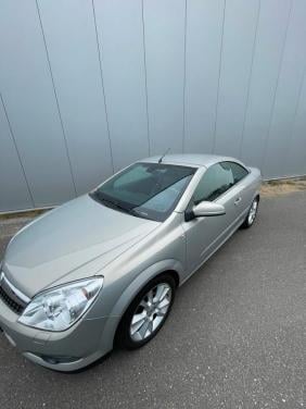 Opel astra twintop