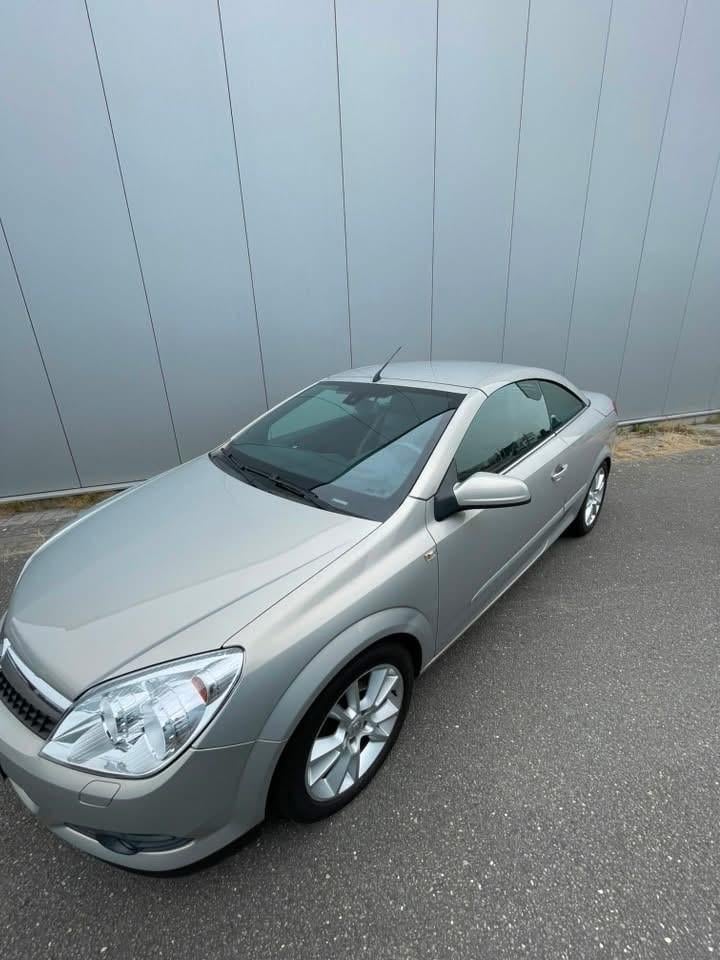 Opel astra twintop