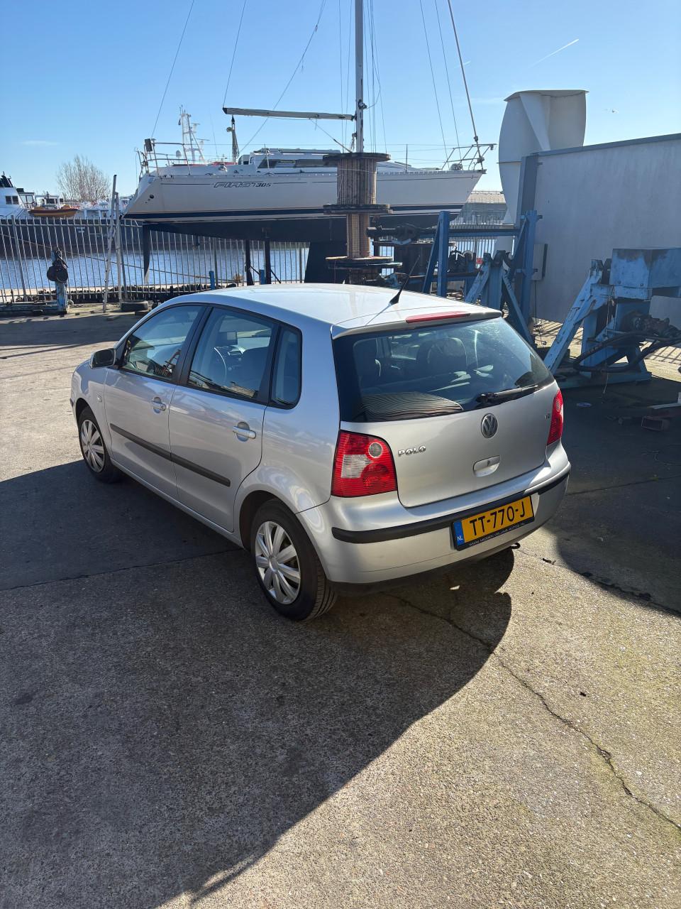 5-deurs Volkswagen Polo 1.2 - 2004 - Grijs