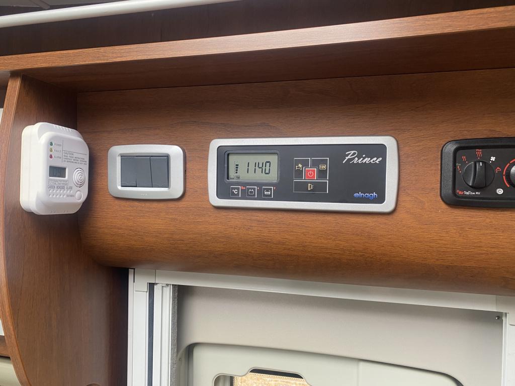 Elnagh Onbekend m200 prince 55l alkoof