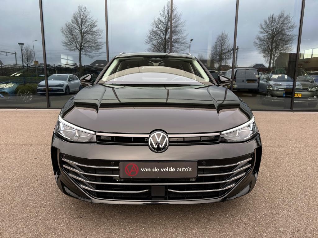 Volkswagen Passat variant 1.5 etsi 150pk elegance | alcantara | head up | c